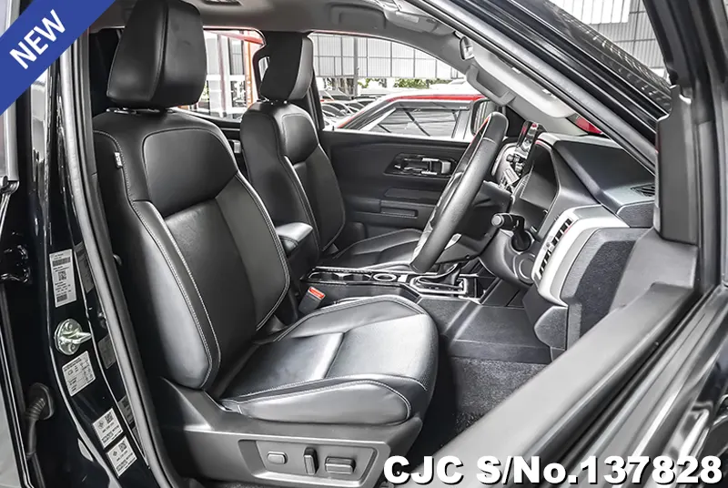 Mitsubishi Triton in Black for Sale Image 8