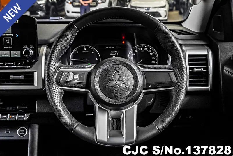2023 Mitsubishi / Triton Stock No. 137828
