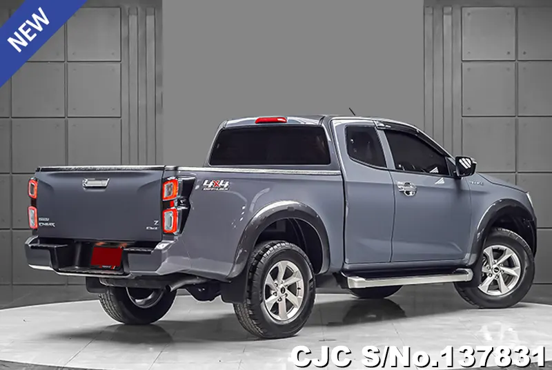Isuzu D-Max in Gray for Sale Image 2