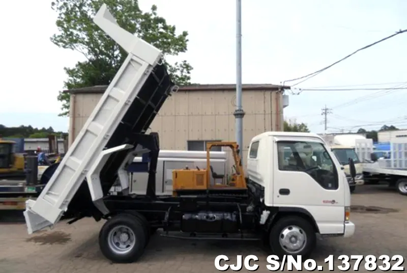 2003 Isuzu / Elf Stock No. 137832