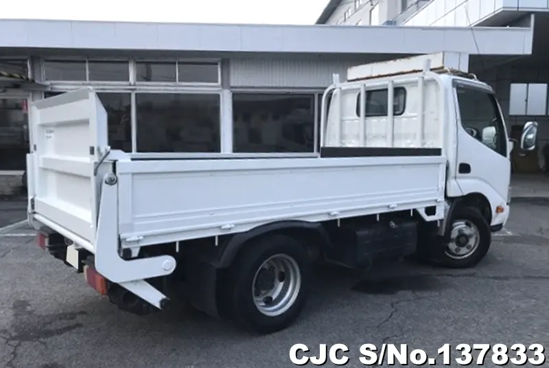 2010 Hino / Dutro Stock No. 137833