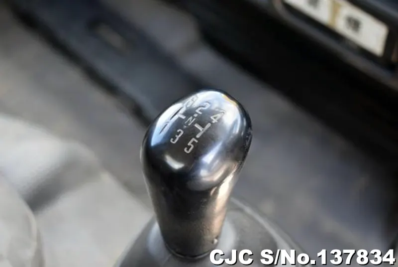 2005 Mazda / Titan Stock No. 137834