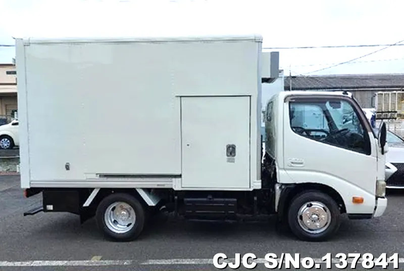 2013 Toyota / Dyna Stock No. 137841