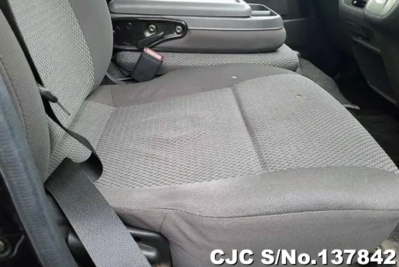 2019 Nissan / Caravan Stock No. 137842