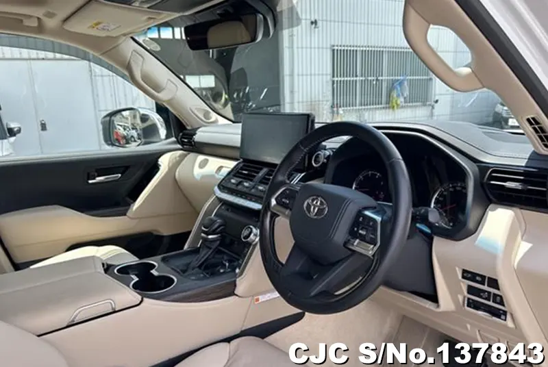 2024 Toyota / Land Cruiser Stock No. 137843
