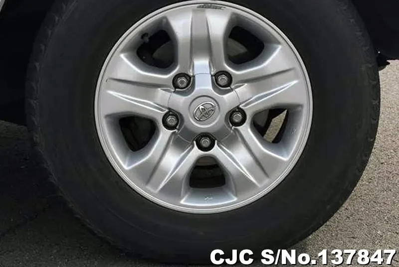 2007 Toyota / Land Cruiser Stock No. 137847