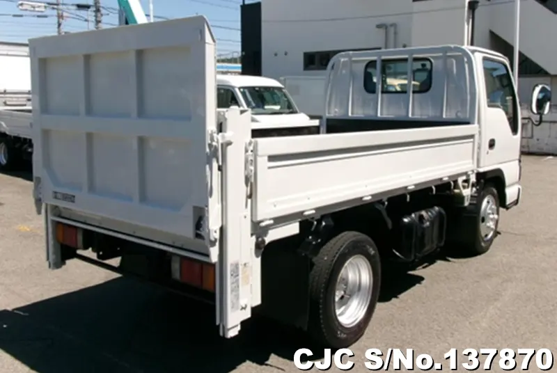 2005 Isuzu / Elf Stock No. 137870