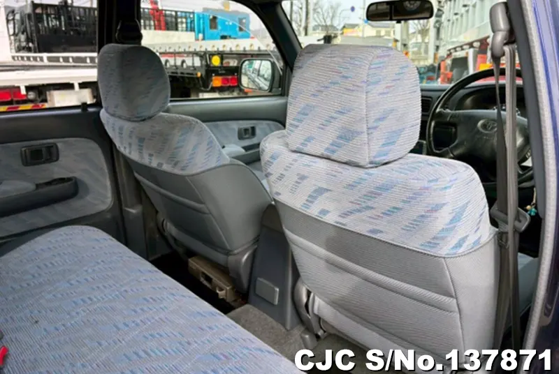 2000 Toyota / Hilux Stock No. 137871