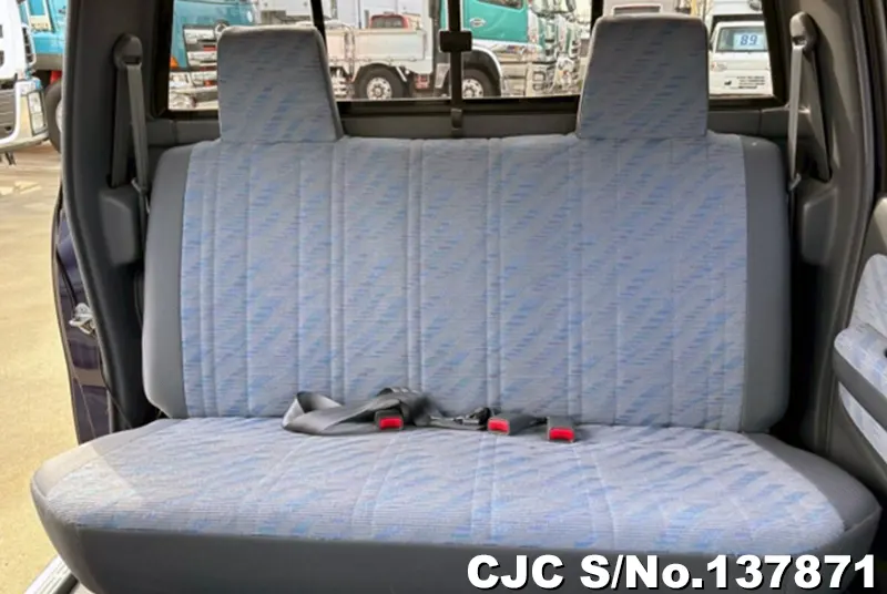2000 Toyota / Hilux Stock No. 137871