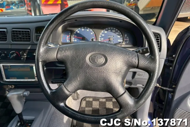 2000 Toyota / Hilux Stock No. 137871