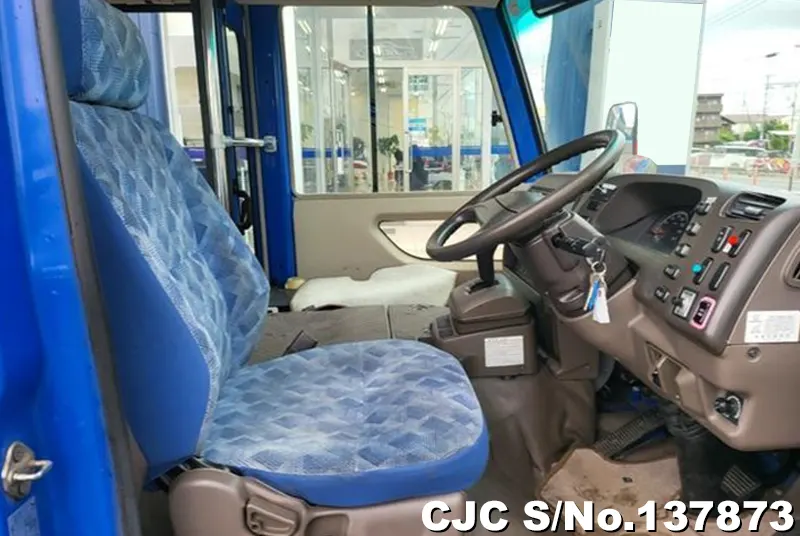 2015 Mitsubishi / Rosa Stock No. 137873