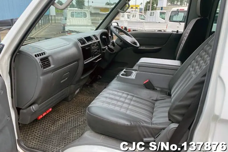 2016 Mazda / Bongo Stock No. 137876