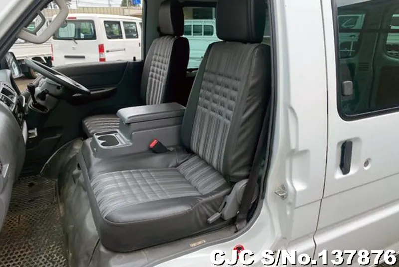 2016 Mazda / Bongo Stock No. 137876
