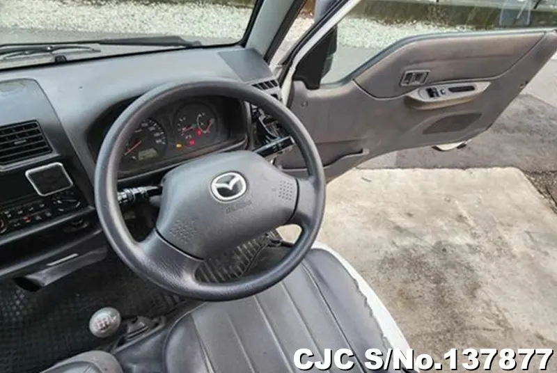 2011 Mazda / Bongo Stock No. 137877