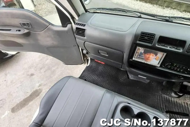 2011 Mazda / Bongo Stock No. 137877