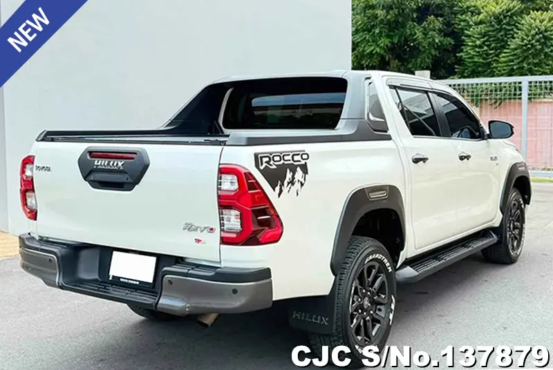 2020 Toyota / Hilux / Revo Rocco Stock No. 137879