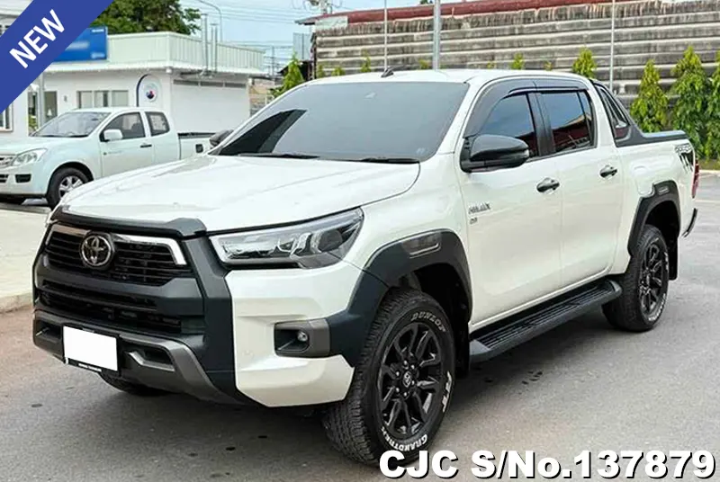2020 Toyota / Hilux / Revo Rocco Stock No. 137879