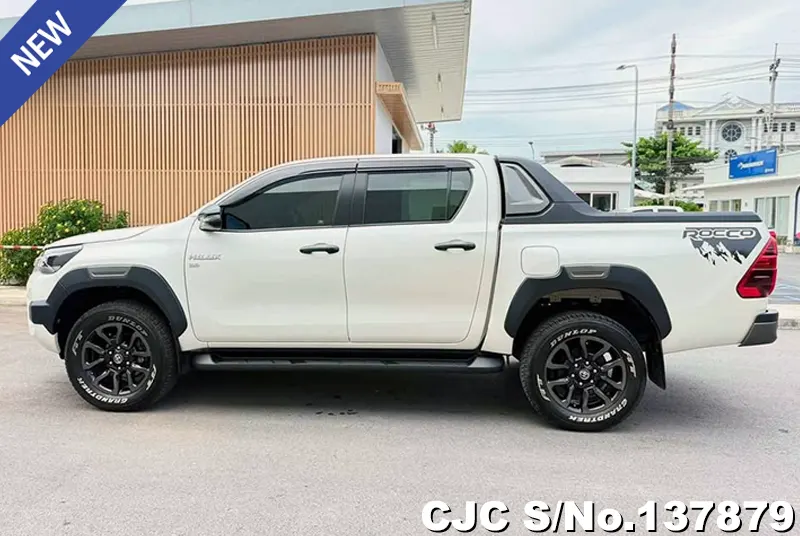 2020 Toyota / Hilux / Revo Rocco Stock No. 137879