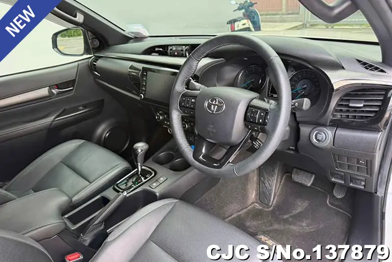 2020 Toyota / Hilux / Revo Rocco Stock No. 137879