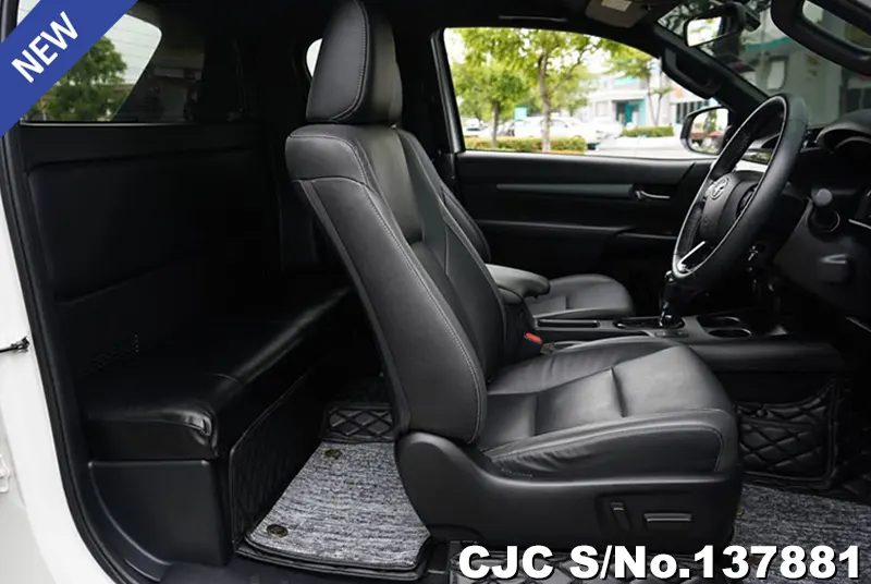 2023 Toyota / Hilux / Revo Rocco Stock No. 137881