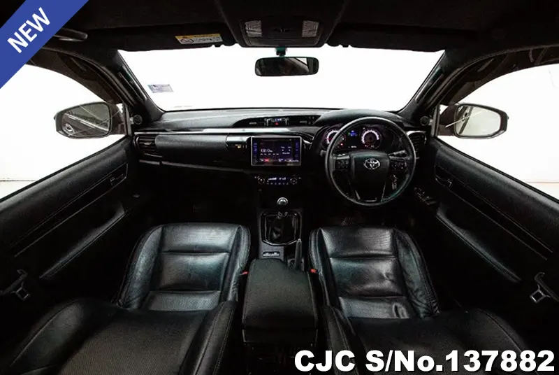 2019 Toyota / Hilux / Revo Rocco Stock No. 137882