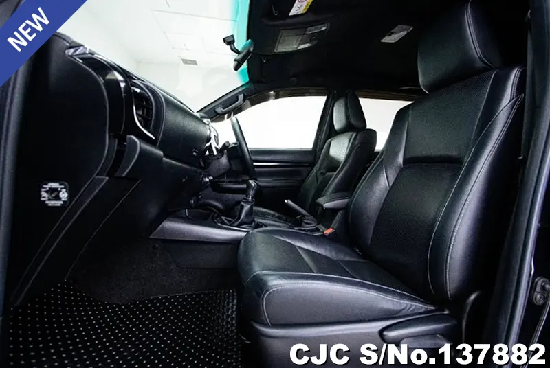 2019 Toyota / Hilux / Revo Rocco Stock No. 137882