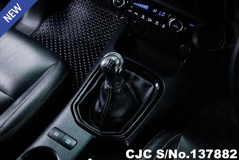 2019 Toyota / Hilux / Revo Rocco Stock No. 137882
