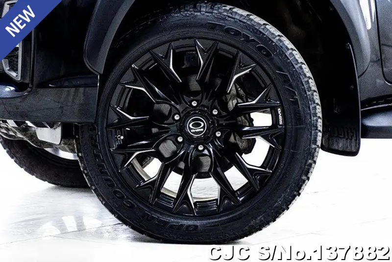 2019 Toyota / Hilux / Revo Rocco Stock No. 137882