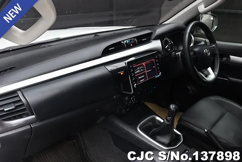 2022 Toyota / Hilux / Revo Stock No. 137898