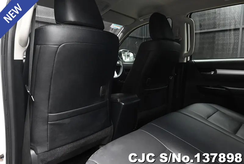 2022 Toyota / Hilux / Revo Stock No. 137898