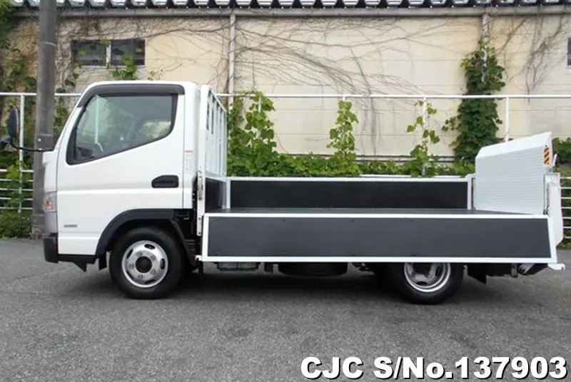 2017 Mitsubishi / Canter Stock No. 137903
