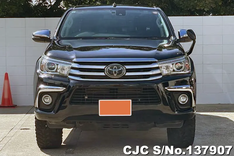 Toyota Hilux in Black for Sale Image 4