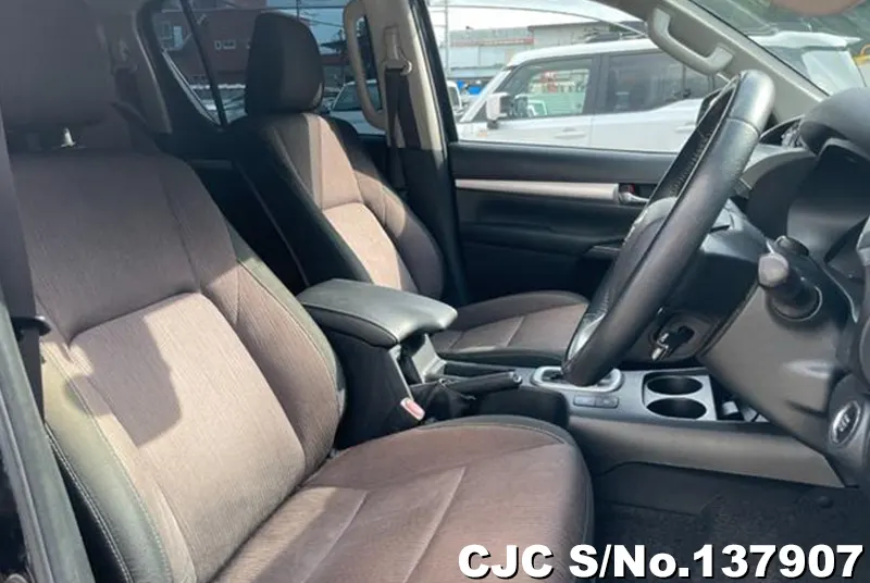 Toyota Hilux in Black for Sale Image 13