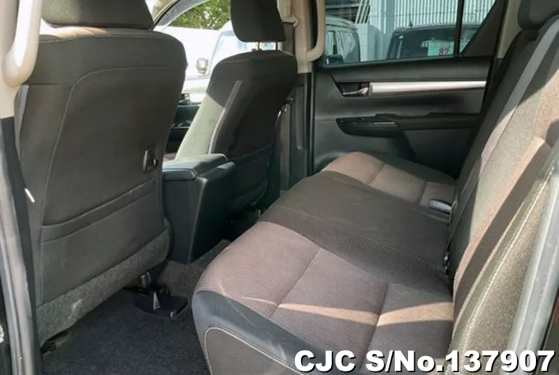 Toyota Hilux in Black for Sale Image 16