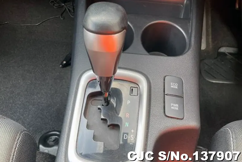 2018 Toyota / Hilux Stock No. 137907