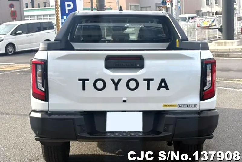 Toyota Hilux in White for Sale Image 5