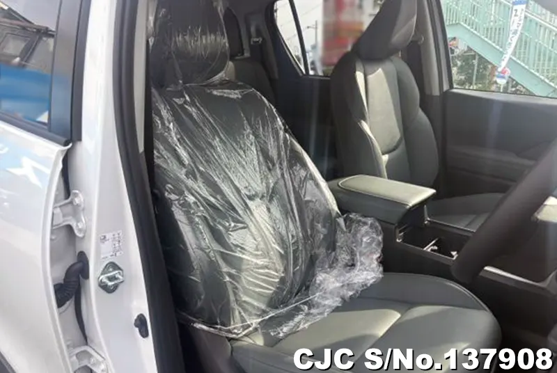 Toyota Hilux in White for Sale Image 7