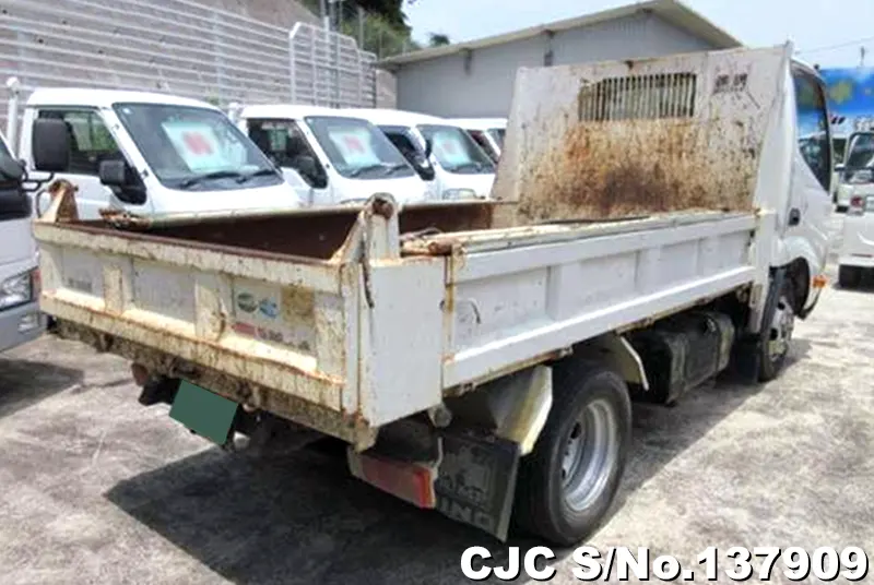 2012 Hino / Dutro Stock No. 137909