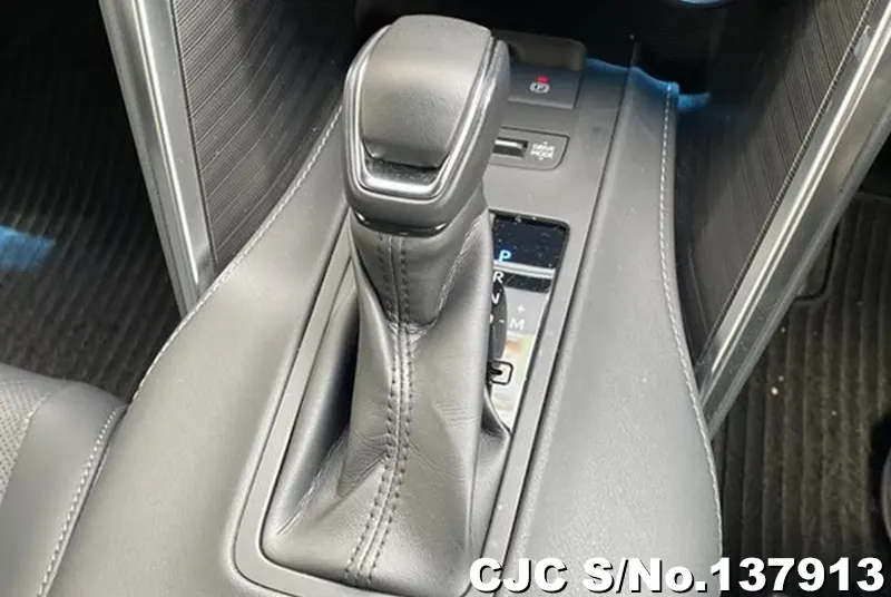 2022 Toyota / Harrier Stock No. 137913