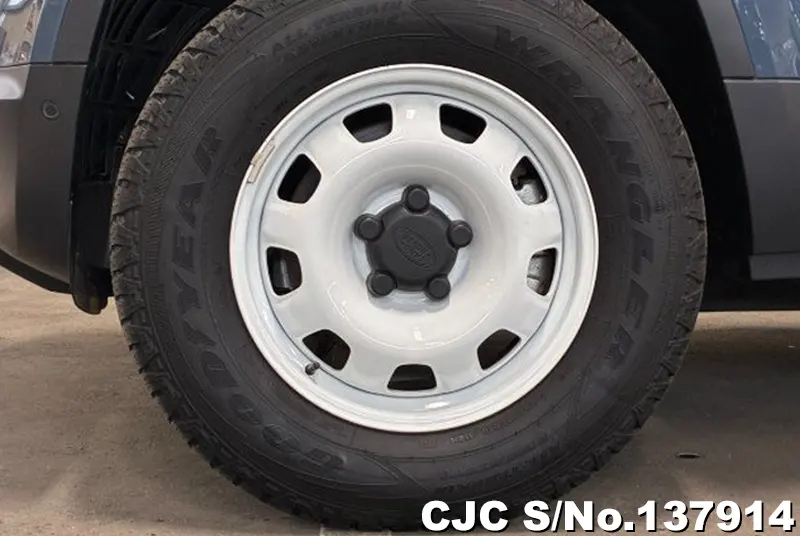 2022 Land Rover / Defender Stock No. 137914