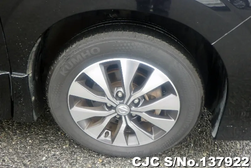 2017 Nissan / Serena Stock No. 137922