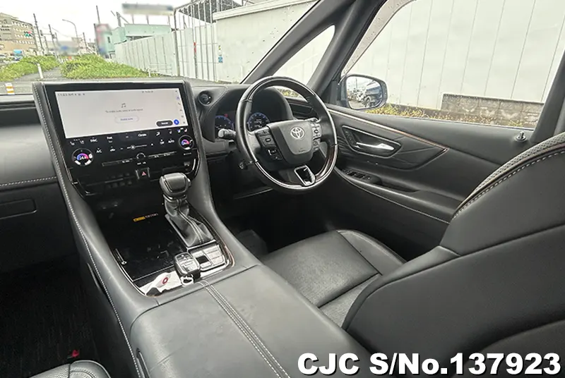 2023 Toyota / Alphard Stock No. 137923