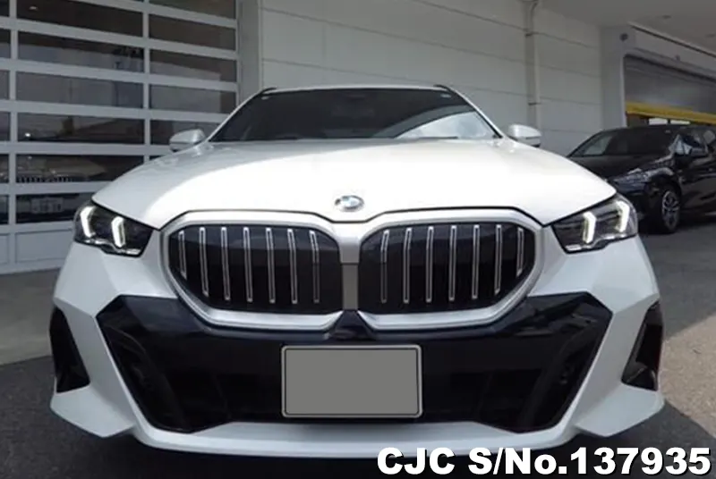 2025 BMW / 5 Series Stock No. 137935