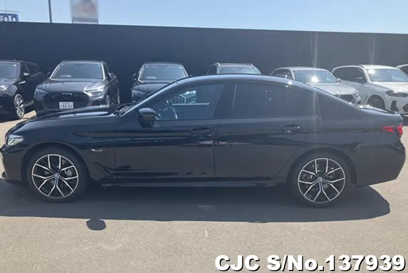 2022 BMW / 5 Series Stock No. 137939