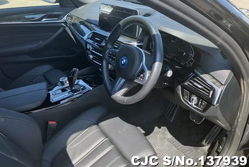 2022 BMW / 5 Series Stock No. 137939