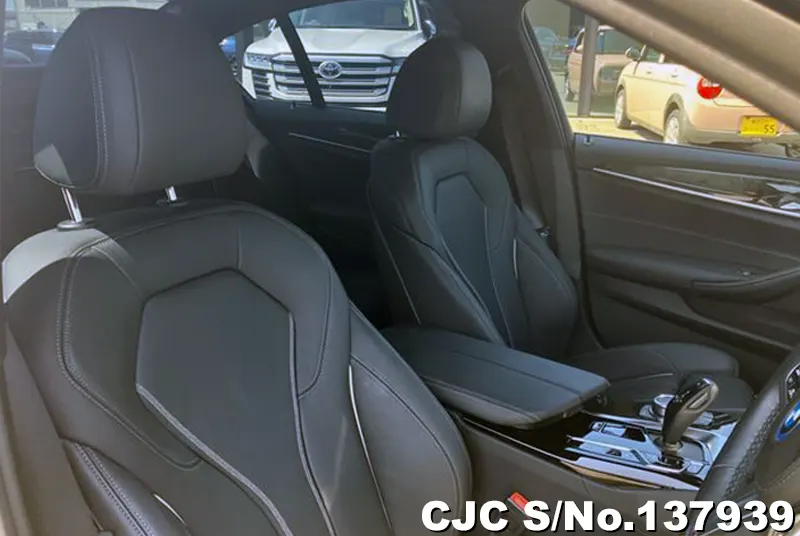 2022 BMW / 5 Series Stock No. 137939
