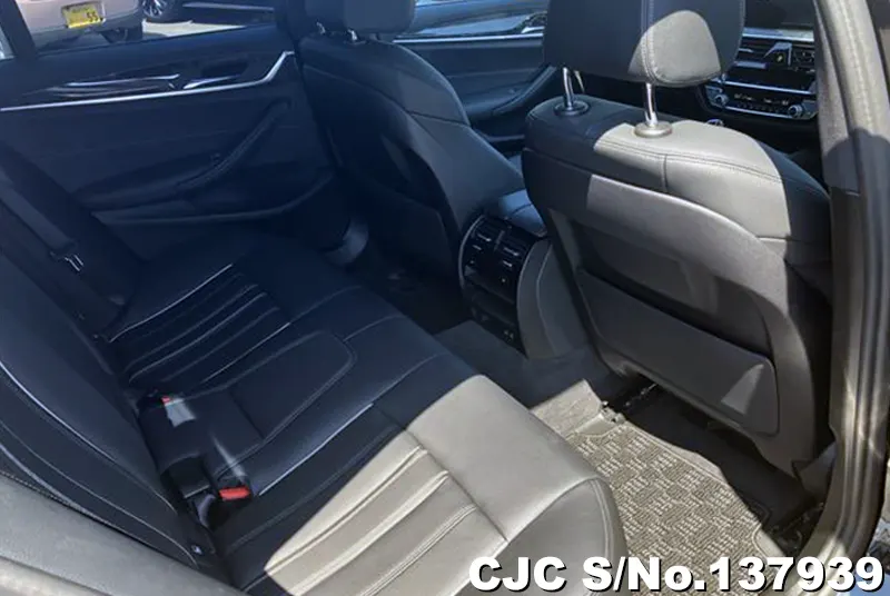 2022 BMW / 5 Series Stock No. 137939