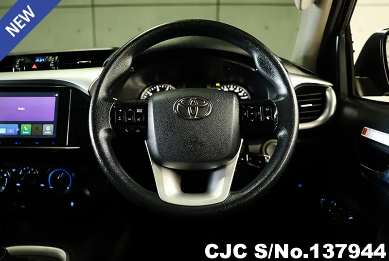 2025 Toyota / Hilux / Revo Stock No. 137944