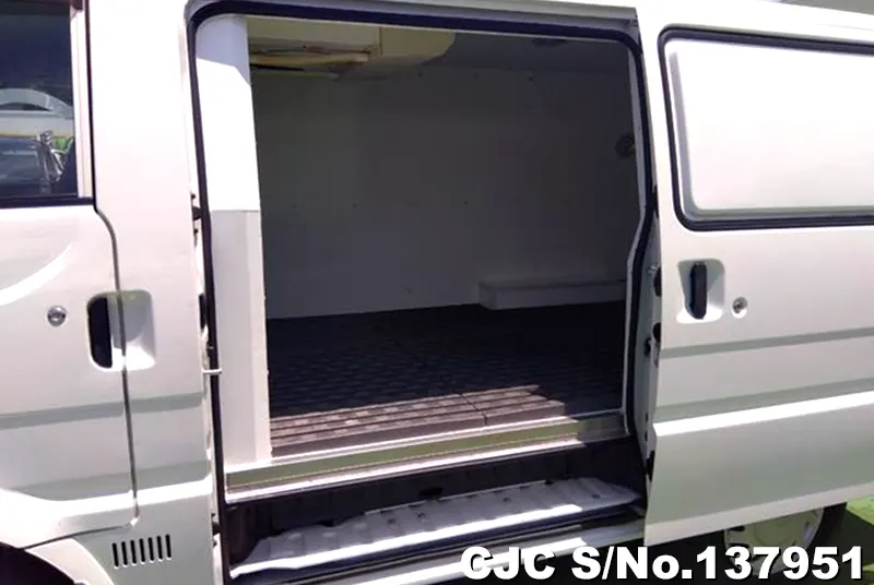 2018 Mazda / Bongo Stock No. 137951