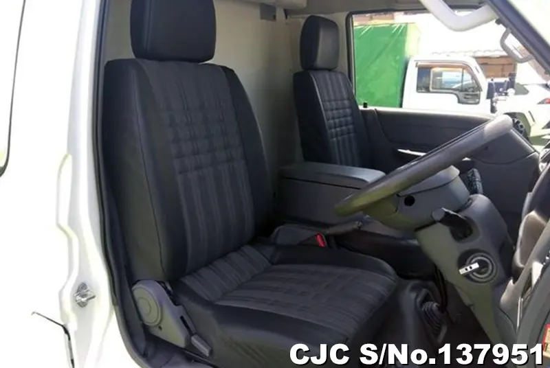 2018 Mazda / Bongo Stock No. 137951